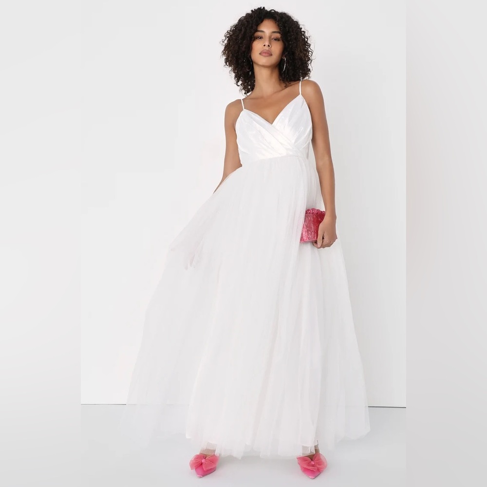 Spellbinding Beauty White Glitter Sleeveless Tulle Maxi Dress Size Large NWT
